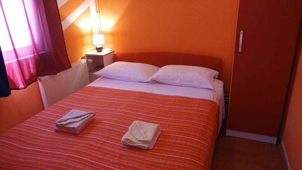 Apartment Tina Trogir Ngoại thất bức ảnh