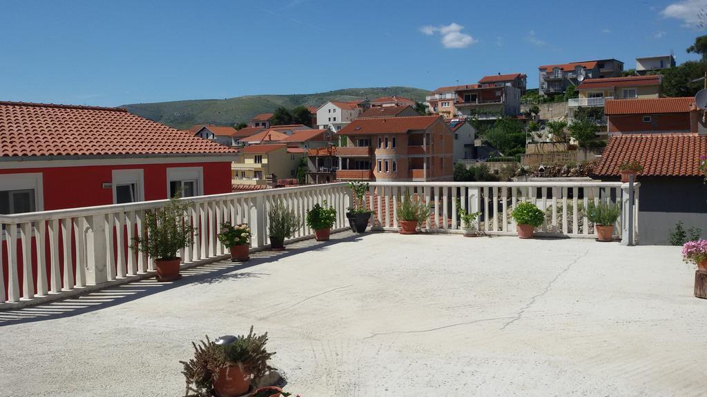 Apartment Tina Trogir Ngoại thất bức ảnh